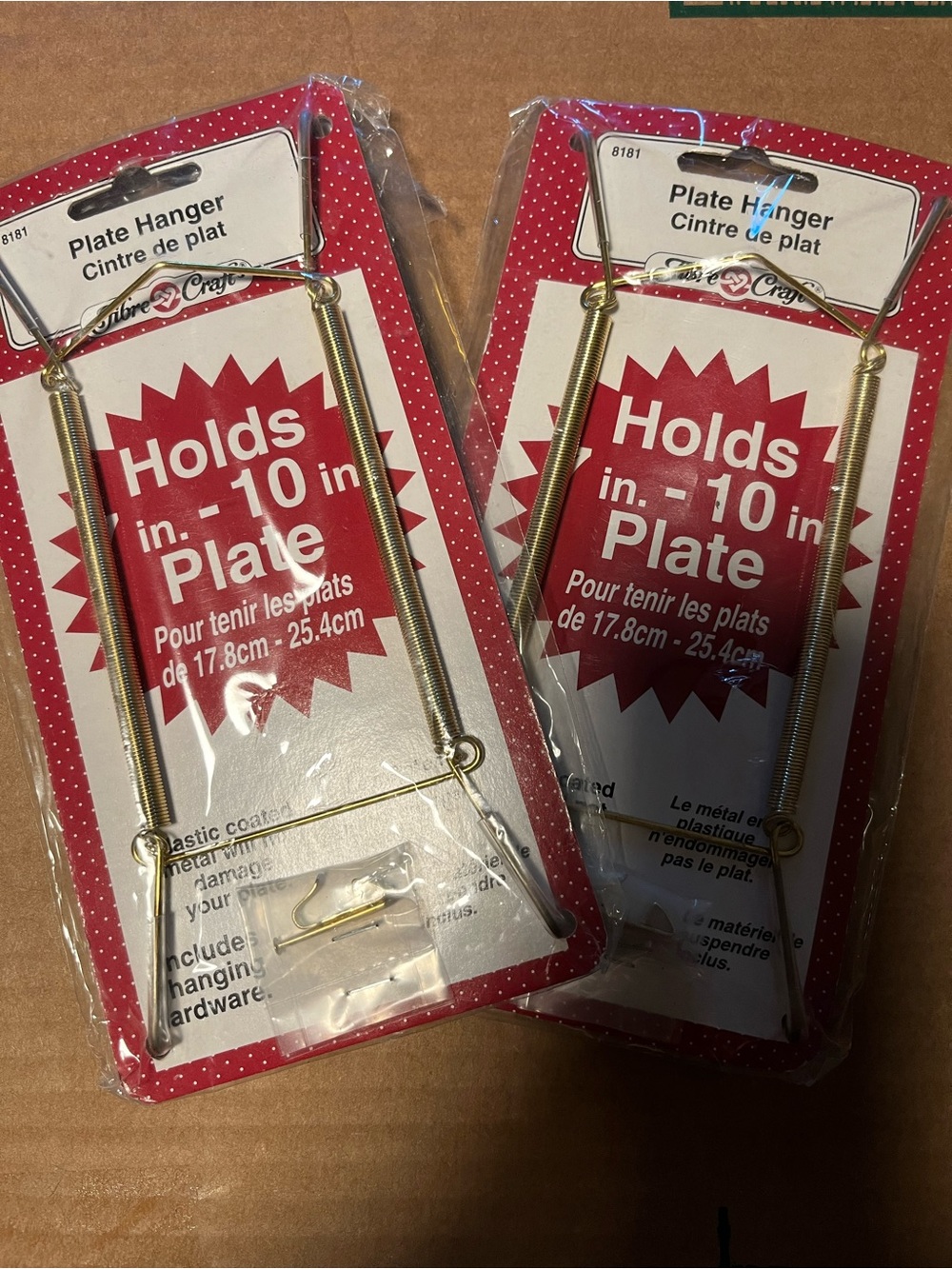 Vintage Fibre Craf Plate Hangers- Holds 7"-10" Plates